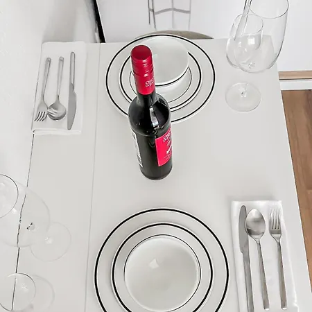 Appartamento Chic Apartment, 1br For 2, Elegant Comfort Wuppertal